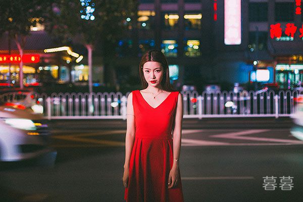 婚后女人会忘记初恋吗 聚会那晚他再次溜进了我的心