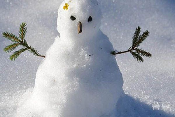 第一场雪的经典句子 漫天飞雪带去我对你的爱