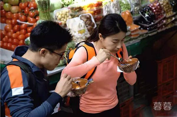 郭晶晶和霍启刚的爱情 豪门里面的甜蜜生活让人羡慕