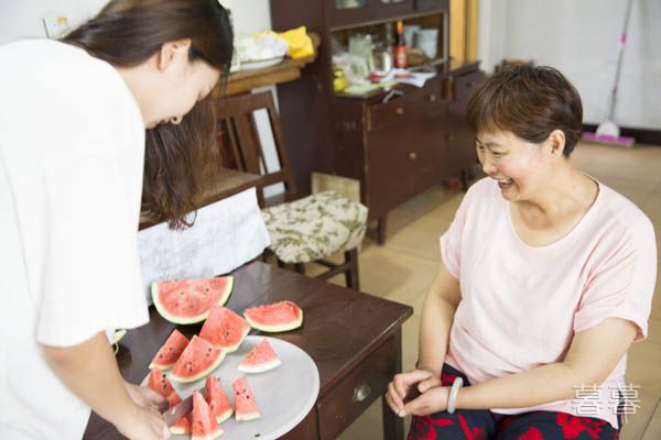 感叹婚姻不易的句子 婚后方知恋爱甜