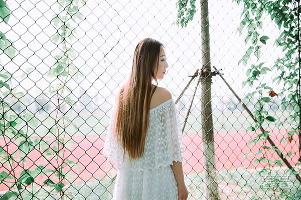 精明女人不吃香 学做聪明傻女人