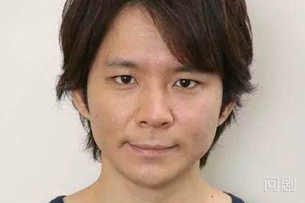 佐佐木希怀孕3个月 老公渡部建被称日版郭德纲