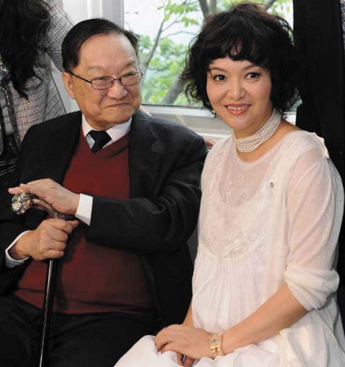 夏梦为什么不要金庸 金庸为什么与朱玫离婚